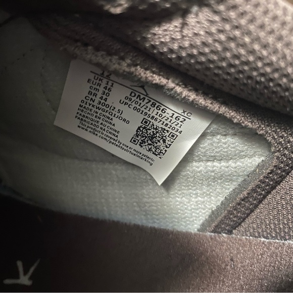 Jordan 1 Retro Lows OG SP
Travis Scott Reverse Mocha - Picture 3 of 3